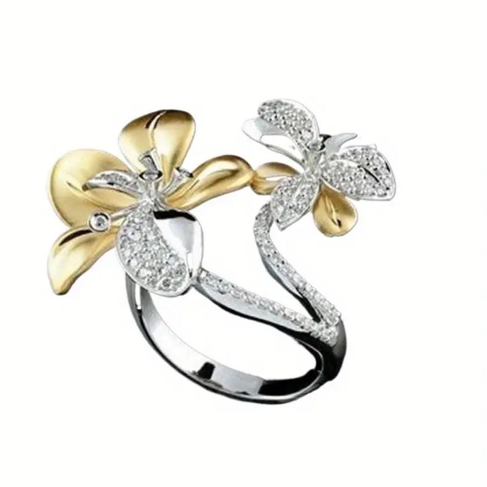 Floral Two Tone Cocktail Ring with Crystals
